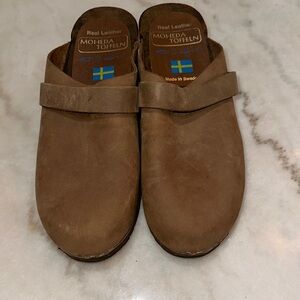Brown Slip-On Loafers with Contoured Footbed Size38 Real Leather Made in Sweden‎